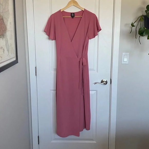 Bobeau Pink Flutter Wrap Midi Dress - Picture 6 of 14